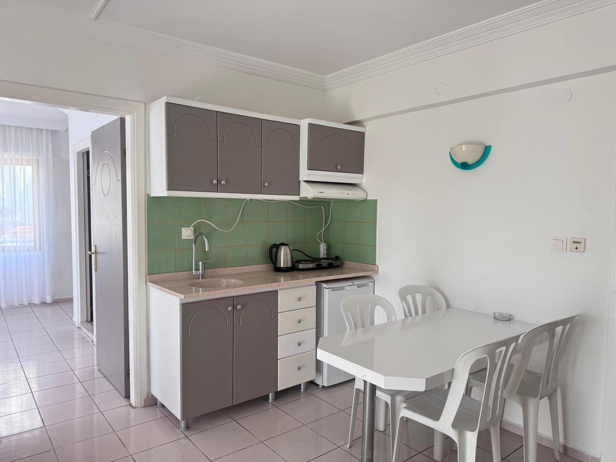 Club Kocer Apartments 말마리스 외부 사진
